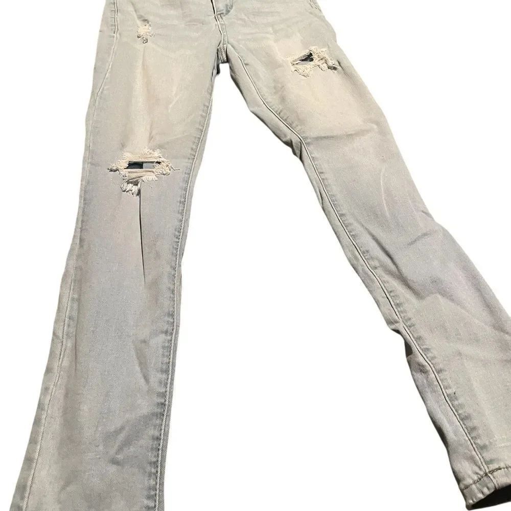Wax Jean size 3 Stylish Distressed Light blue Jeans for Women like new
